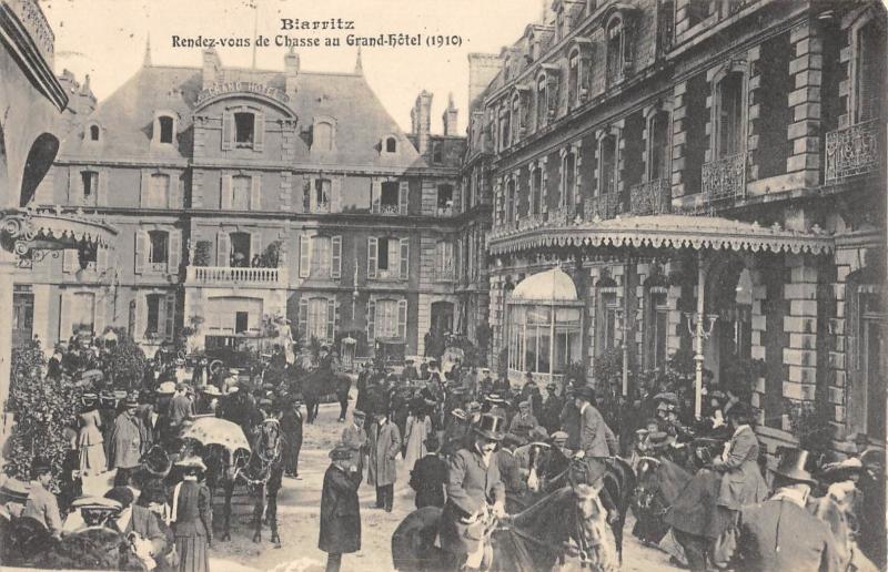 Carte postale ancienne Biarritz - Rendez Vous De Chasse Au Grand Hotel 1910 à Biarritz