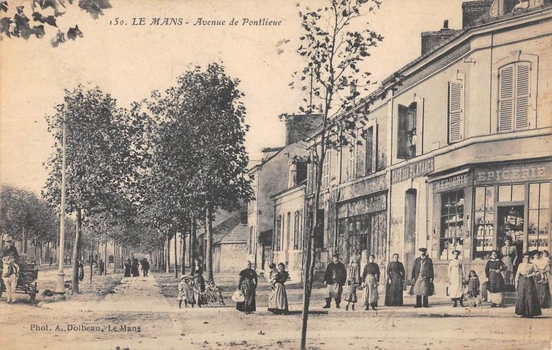 Carte postale ancienne Le Mans - Avenue De Pontlieue au Mans