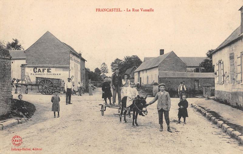 Carte postale ancienne Francastel - La Rue Vasselle à Francastel
