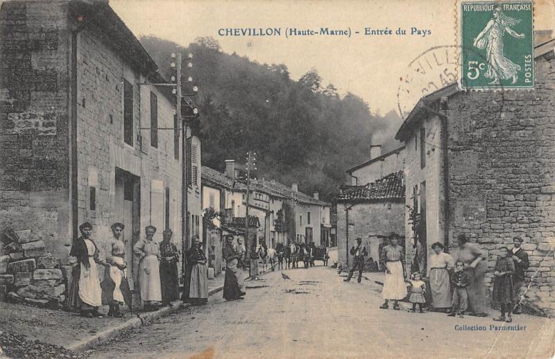 Carte postale ancienne Chevillon - Entree Du Pays à Chevillon