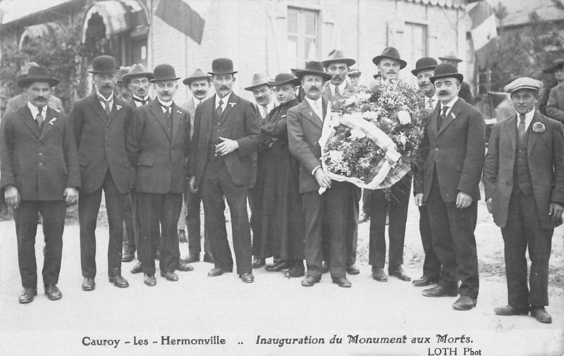 Carte postale ancienne Cauroy Les Hermonville - Inauguration Du Monument Aux Morts - Carte Photo à Cauroy-lès-Hermonville