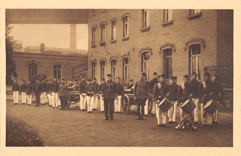 Carte postale ancienne Mont Saint Martin - La Compagnie Des Sapeurs Pompiers à Mont-Saint-Martin