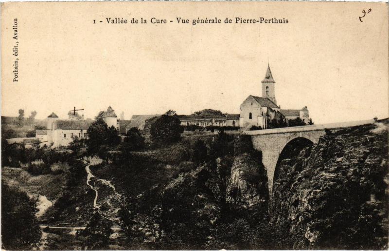 Carte postale ancienne Pierre-Perthuis Vue Generale France à Pierre-Perthuis