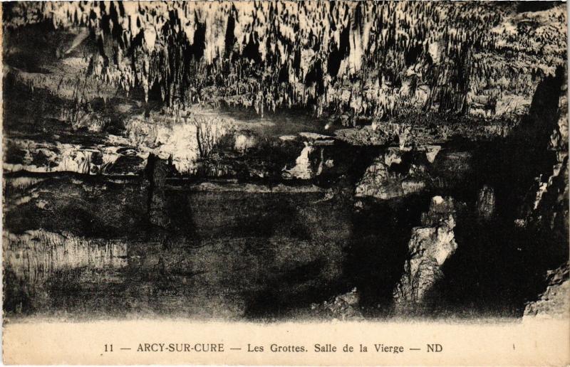 Carte postale ancienne Arcy-sur-Cure Les Grottes, salle de la Vierge France à Arcy-sur-Cure