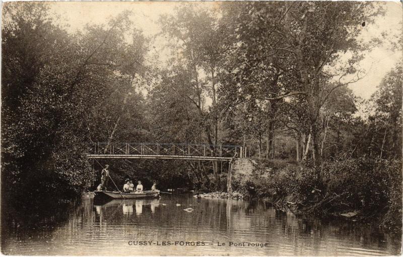 Carte postale ancienne Cussy-les-Forges Le Pont rouge France à Cussy-les-Forges