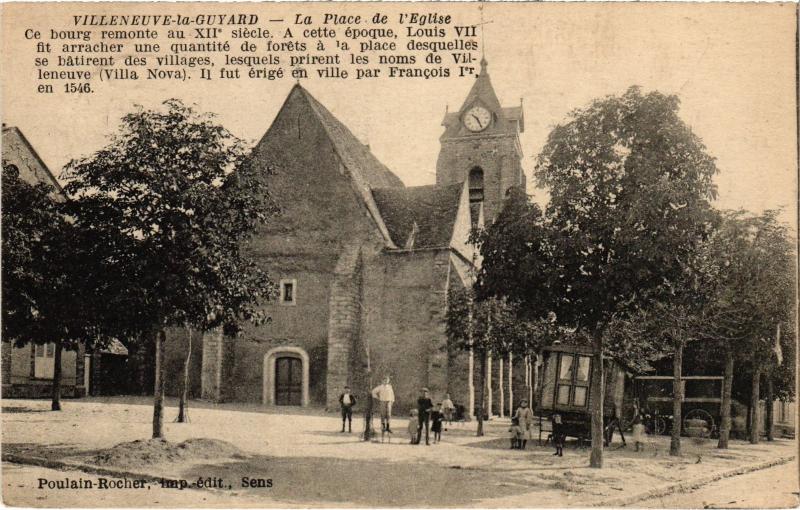 Carte postale ancienne Villeneuve-la-Guyard La Place de l'Eglise France à Villeneuve-la-Guyard