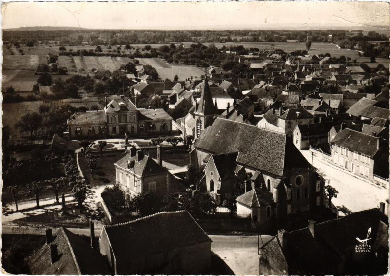 Carte postale ancienne Montigny-la-Resle L'Eglise et les Ecoles France à Montigny-la-Resle