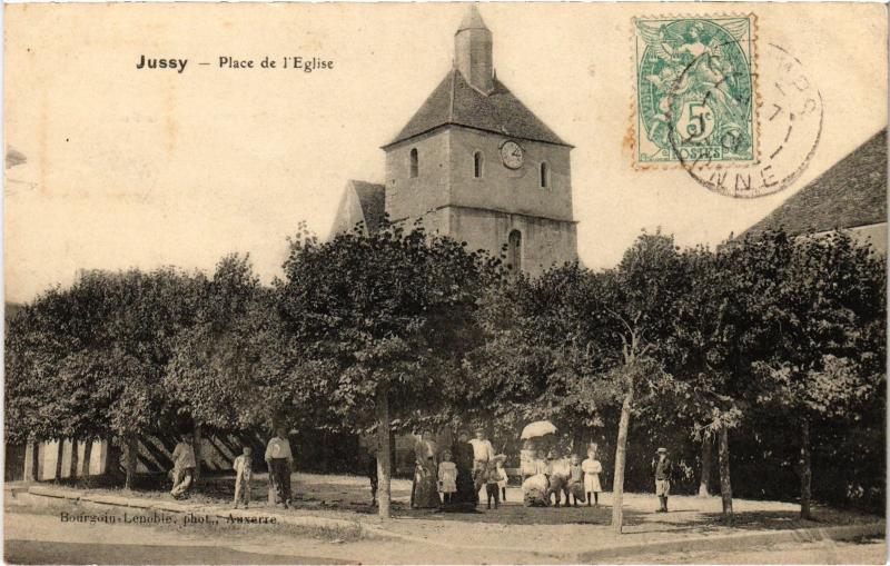 Carte postale ancienne Jussy Place de l'Eglise France à Jussy