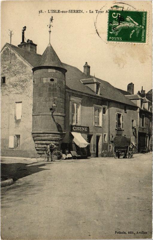 Carte postale ancienne L'Isle-sur-Serein La Tour Amiot France à L'Isle-sur-Serein