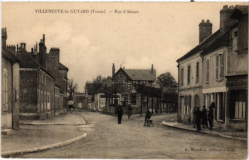 Carte postale ancienne Villeneuve-la-Guyard Rue d'Alsace France à Villeneuve-la-Guyard