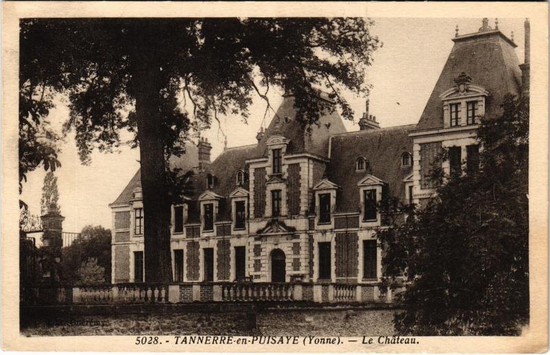 Carte postale ancienne Tannerre-en-Puisaye Le Chateau France à Tannerre-en-Puisaye