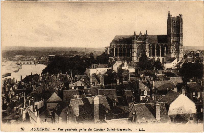 Carte postale ancienne Auxerre Vue generale prise du Clocher Saint-Germain France à Auxerre