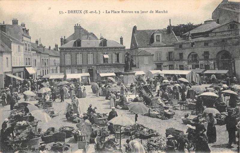 Carte postale ancienne Dreux - La Place Rotrou Un Jour De Marche à Dreux