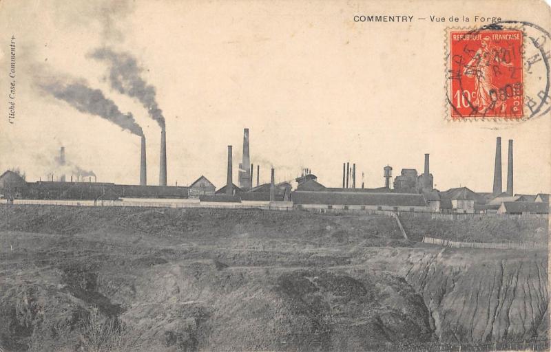 Carte postale ancienne Commentry - Vue De La Forge à Commentry