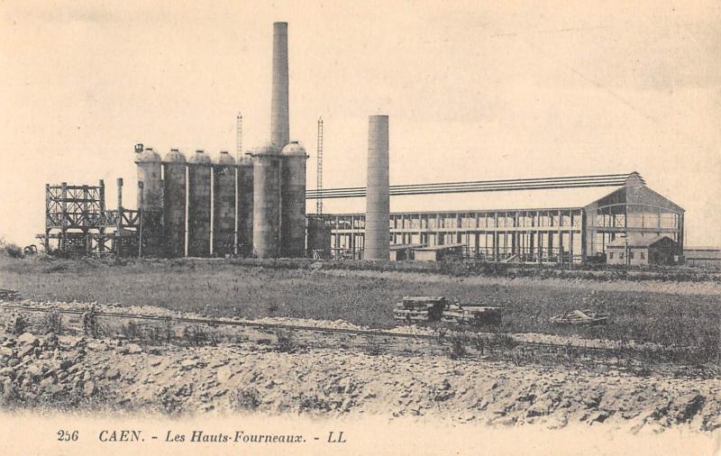 Carte postale ancienne Caen - Les Hauts Fourneaux à Caen