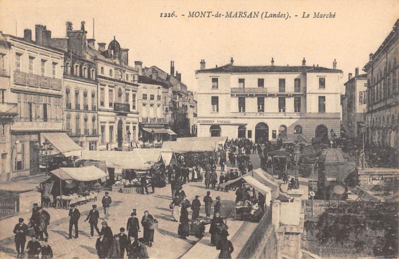 Carte postale ancienne Mont De Marsan - Le Marche à Mont-de-Marsan