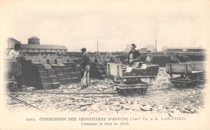 Carte postale ancienne Commission Des Ardoisieres D'Angers - Comptage Et Mise En Stock à Angers