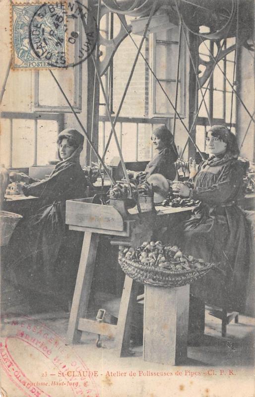 Carte postale ancienne Jura Saint-Claude Atelier de Polisseuses de Pipes animé métier à Saint-Claude