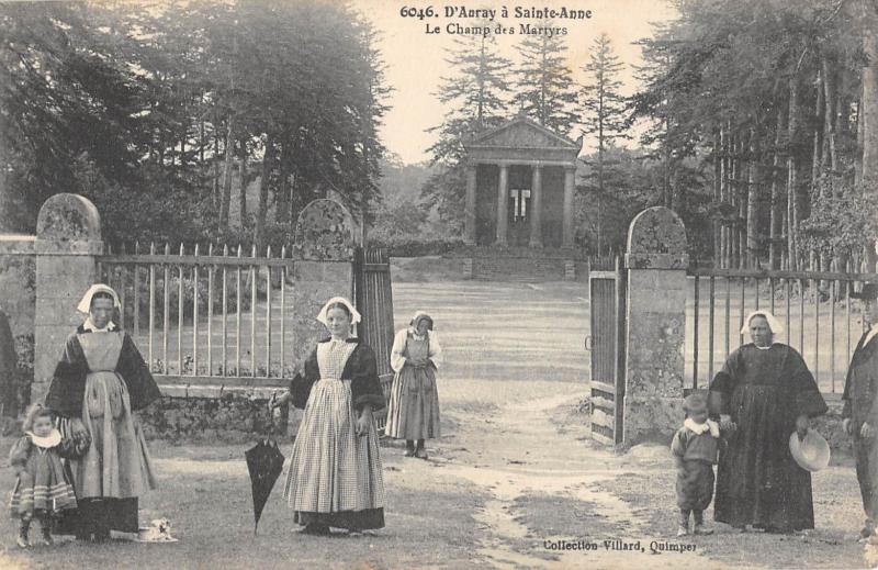 Carte postale ancienne D'Auray A Sainte Anne - Le Champ Des Martyrs à Auray