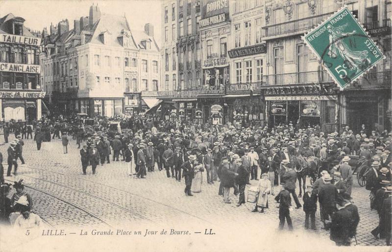 Carte postale ancienne Lille - La Grande Place Un Jour De Bourse à Lille