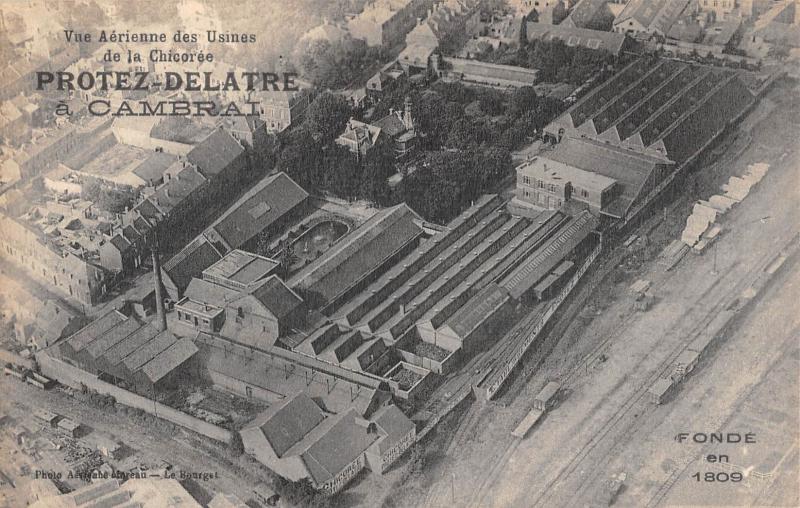 Carte postale ancienne Cambrai - Vue Aerienne Des Usines Chicoree Protez Delatre à Cambrai