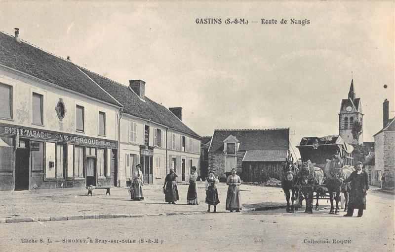 Carte postale ancienne Gastins - Route De Nangis à Gastins