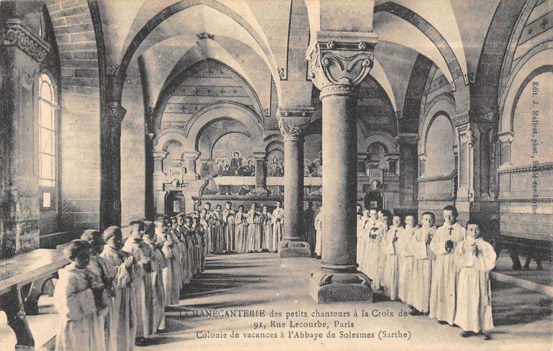 Carte postale ancienne Paris - Rue Lecourbe - La Manecanterie Des Petits Chanteurs A La Croix De à Solesmes