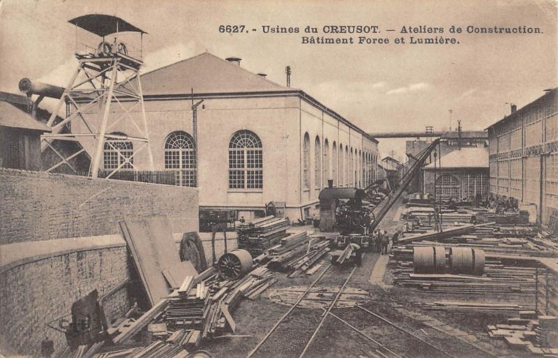 Carte postale ancienne Usines Du Creusot - Ateliers De Construction - Batiment Force Et Lumiere