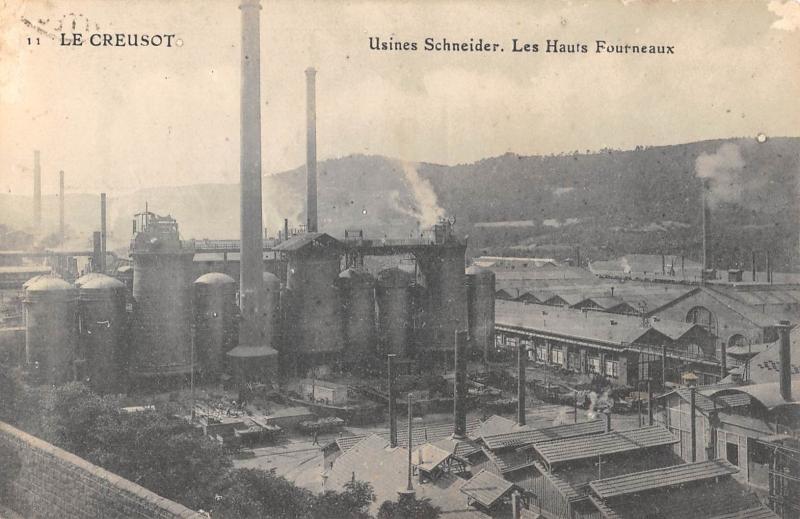 Carte postale ancienne Le Creusot - Usines Schneider - Les Hauts Fourneaux au Creusot
