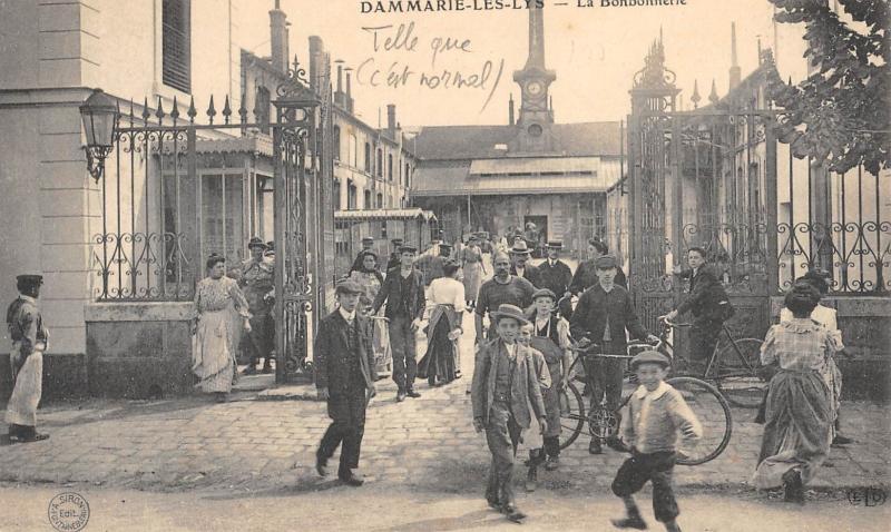 Carte postale ancienne Dammarie Les Lys - La Bonbonnerie à Dammarie-les-Lys