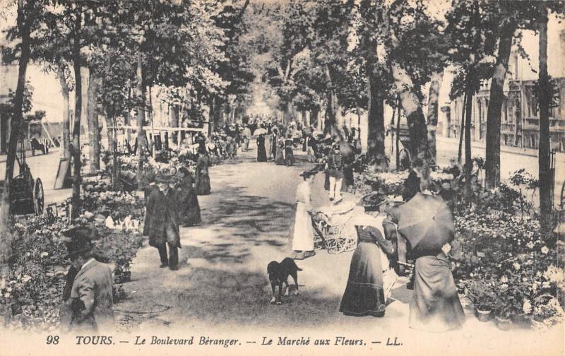 Carte postale ancienne Tours - Le Boulevard Beranger - Le Marche Aux Fleurs à Tours