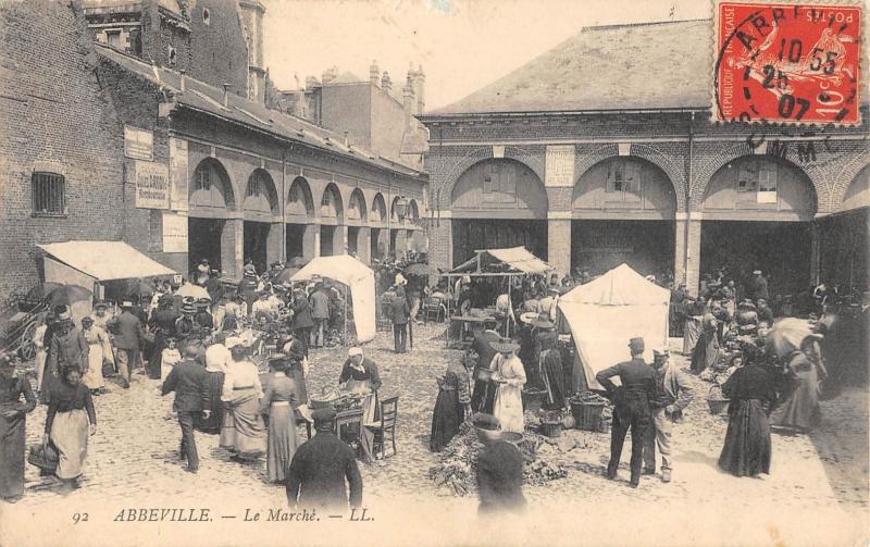 Carte postale ancienne Abbeville - Le Marche à Abbeville