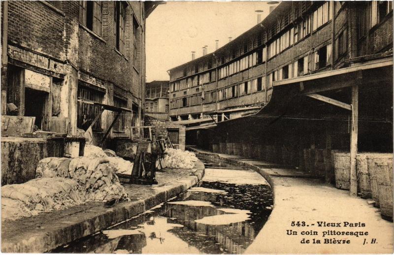 Carte postale ancienne Paris 13e La Bievre à Paris 13e
