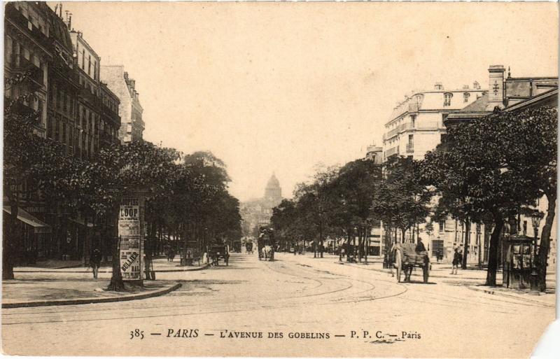 Carte postale ancienne L'Avenue des Gobelins à Paris 13e
