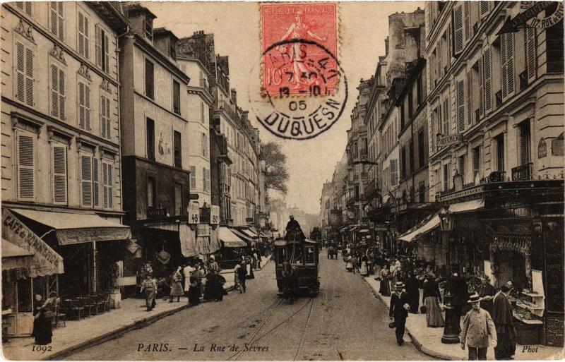 Carte postale ancienne La Rue de Sèvres à Paris 6e