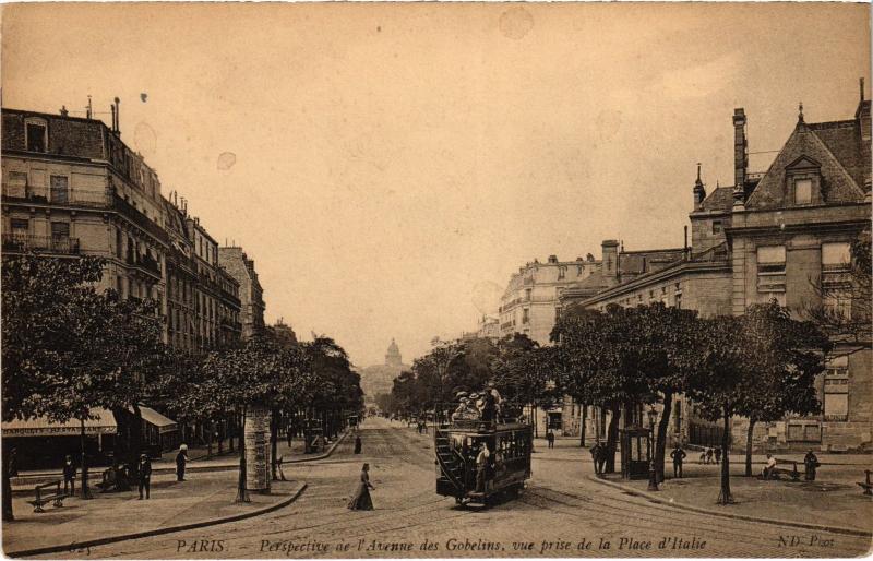 Carte postale ancienne Paris 13e Avenue des Gobelins à Paris 13e