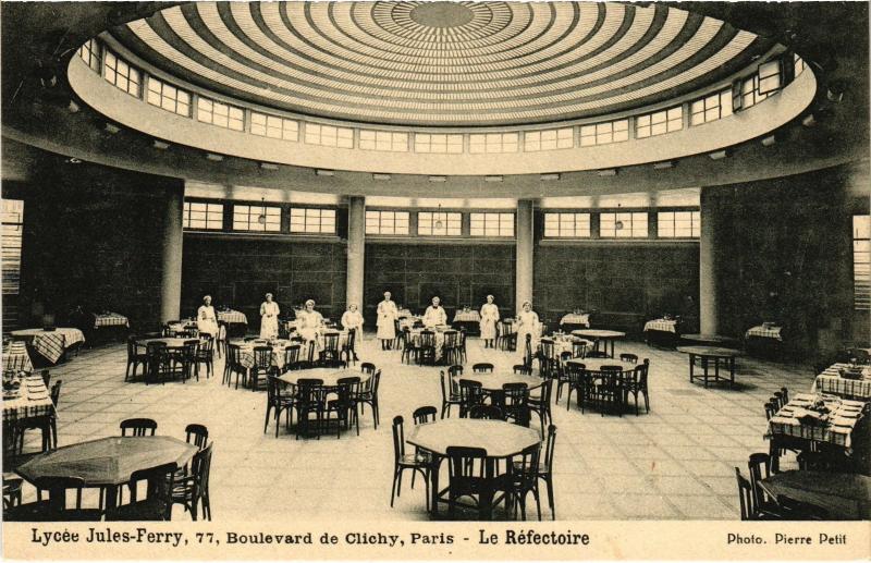 Carte postale ancienne Paris 9e 77, Bd de Clichy Lycée Jules-Ferry à Paris 9e
