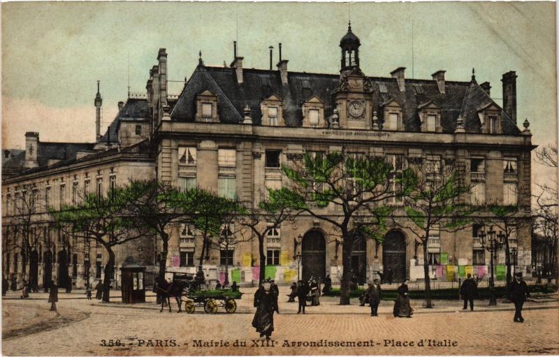 Carte postale ancienne Mairie du XIIIe Arrondissement - Place d'Italie à Paris 13e