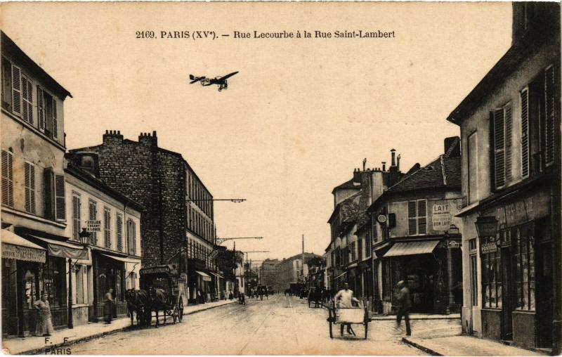 Carte postale ancienne Aviation Paris 15e Rue Lecourbe Rue Saint-Lambert à Paris 15e