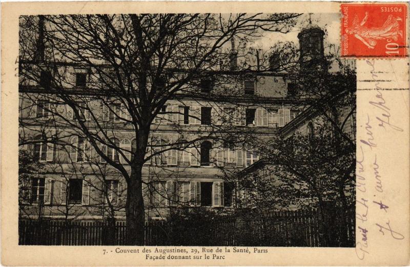 Carte postale ancienne Paris 13e 29, rue de la Santé Couvent des Augustines à Paris 13e