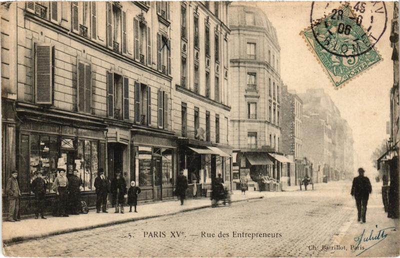 Carte postale ancienne Rue des Entrepreneurs à Paris 15e