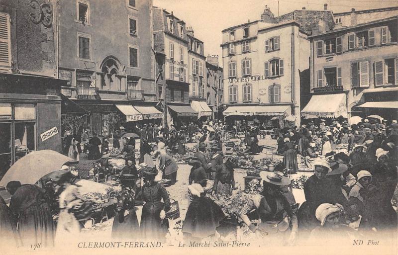 Carte postale ancienne Clermont Ferrand - Le Marche Saint Pierre à Clermont-Ferrand
