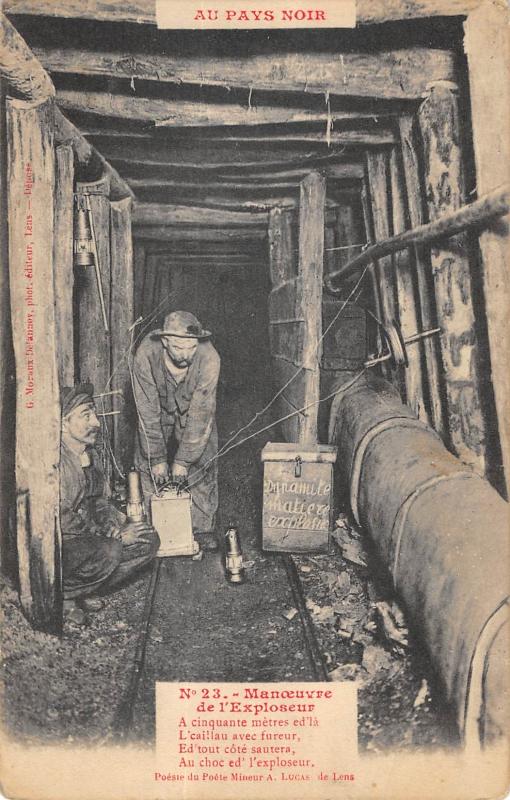 Carte postale ancienne Au Pays Noir - Manoeuvre De L'Exploseur