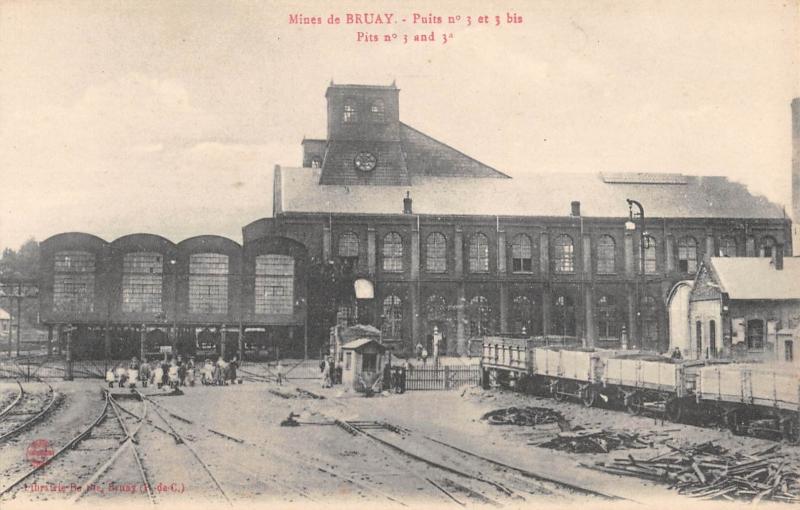 Carte postale ancienne Mines De Bruay - Puits N°3 et N°3BIS