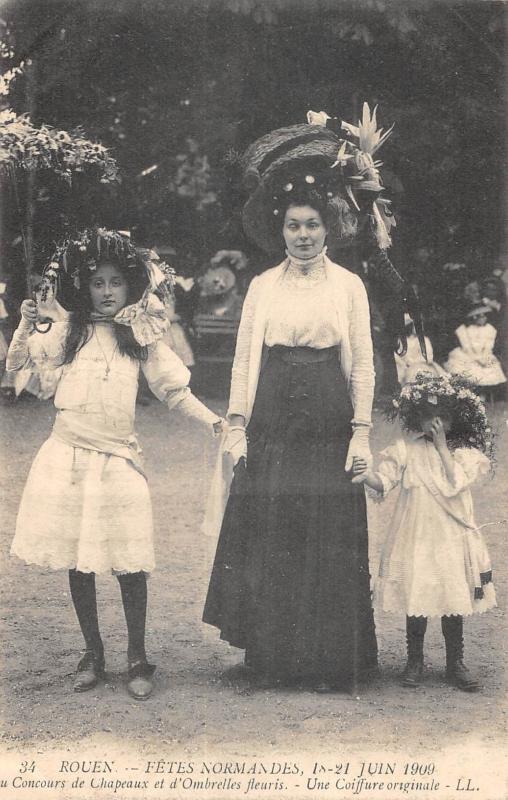 Carte postale ancienne Rouen - Fetes Normandes 1909 - Au Concours De Chapeaux Et D'Ombrelles à Rouen
