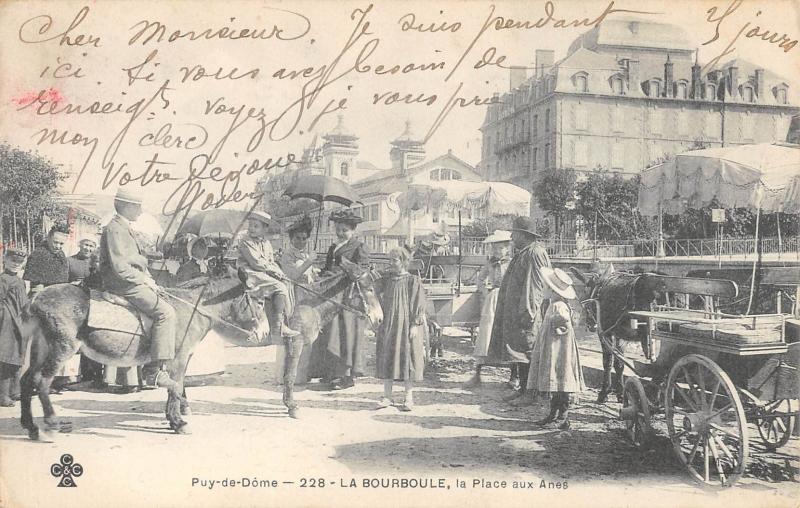 Carte postale ancienne La Bourboule - La Place Aux Anes à La Bourboule