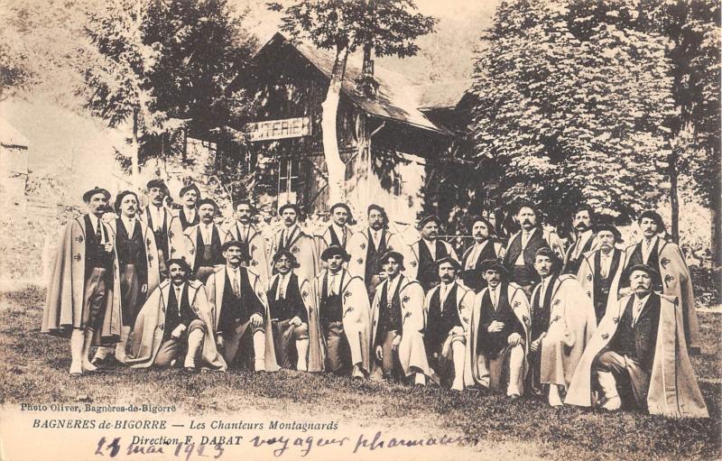 Carte postale ancienne Bagneres De Bigorre - Les Chanteurs Montagnards à Bagnères-de-Bigorre