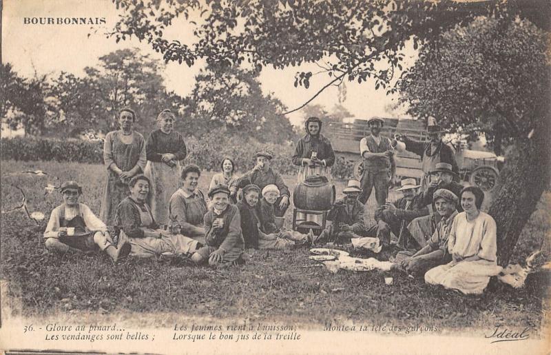 Carte postale ancienne Bourbonnais - Gloire Au Pinard