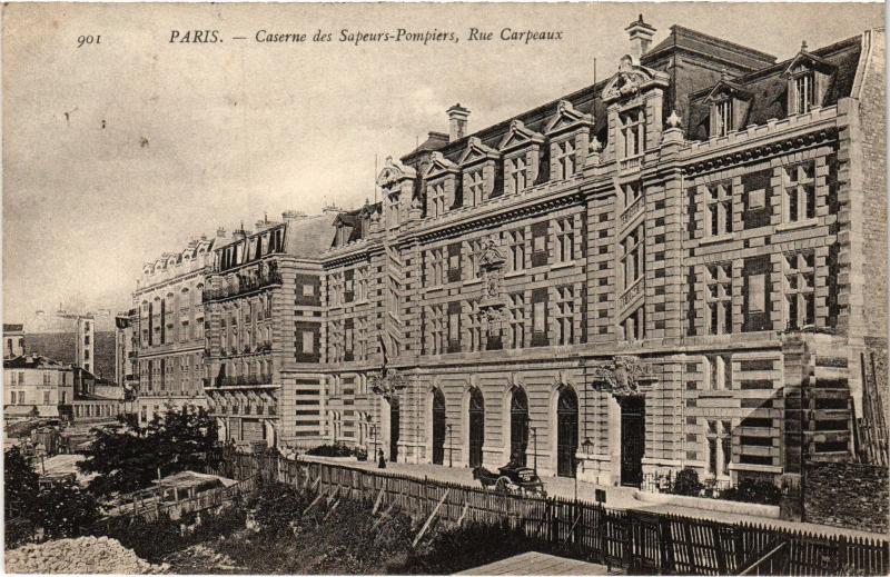 Carte postale ancienne Caserne des Sapeurs-Pompiers, Rue Carpeaux à Paris 18e