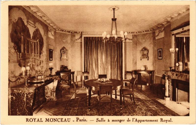 Carte postale ancienne Paris 8e Royal Monceau Salle a manger à Paris 8e
